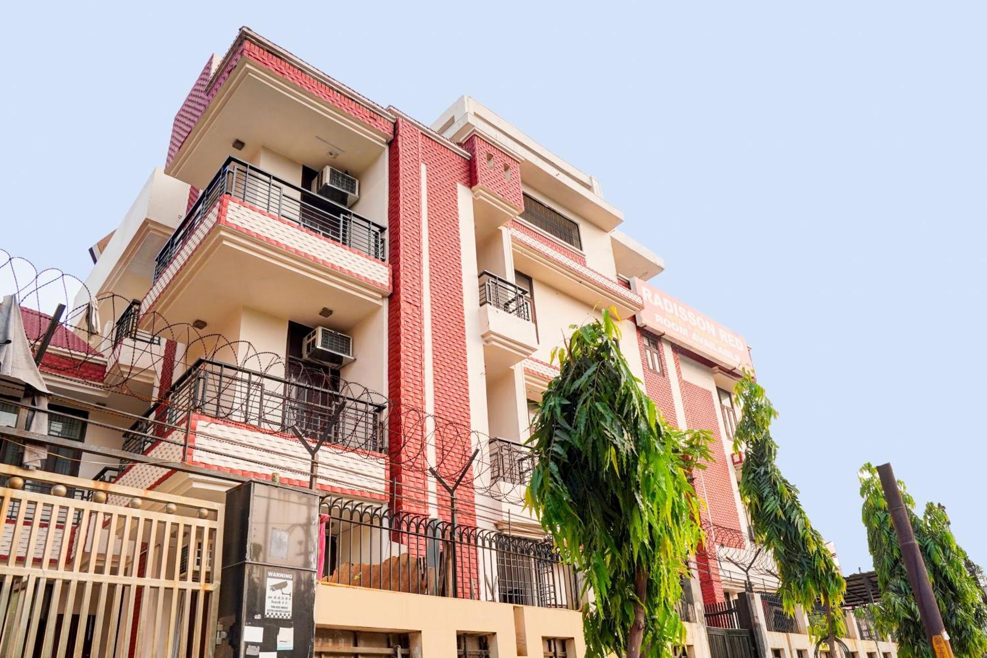 Hotel O Radisson Red Hotel & Restaurant Ghaziabad Exterior foto