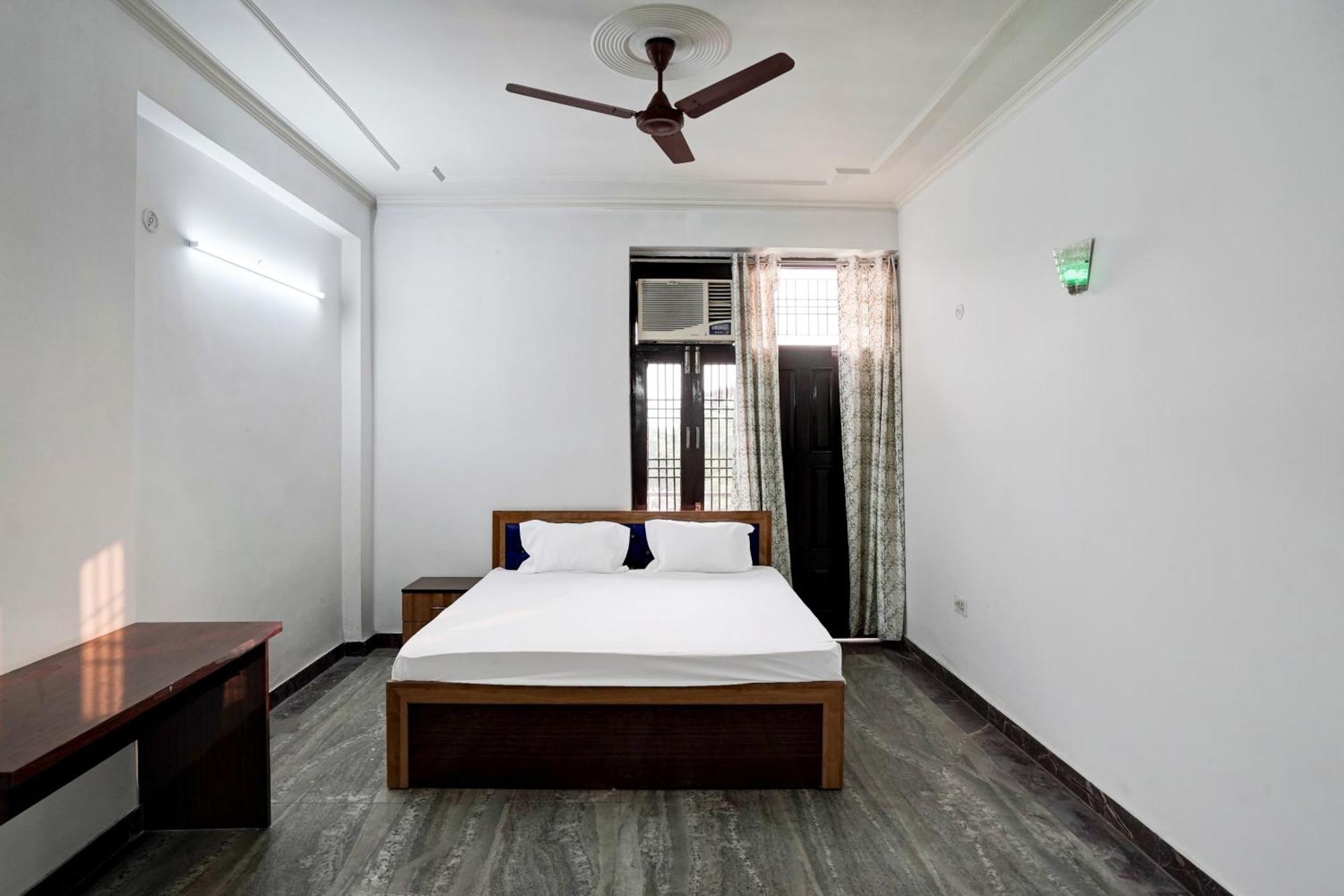Hotel O Radisson Red Hotel & Restaurant Ghaziabad Exterior foto